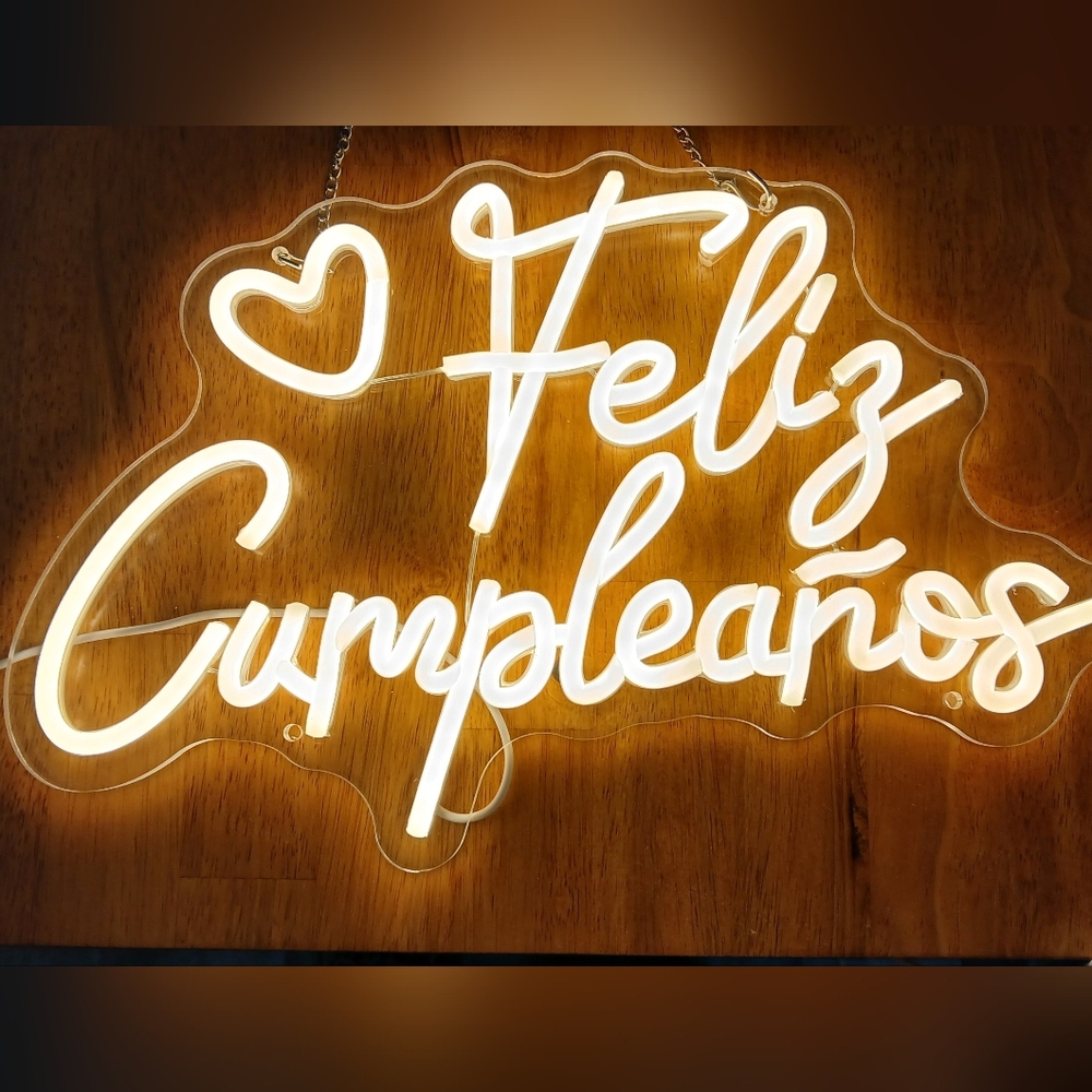 Feliz Cumpleaños Neon Sign